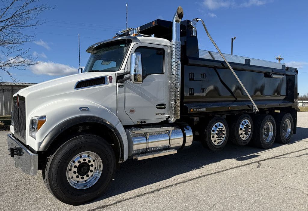 New 2026 KENWORTH T880S image 7