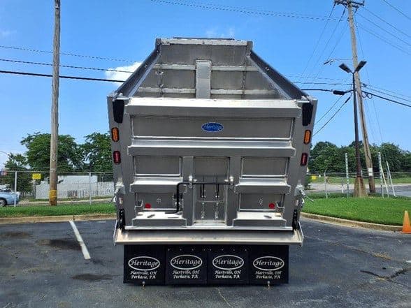 2026 Kenworth T880 image 13