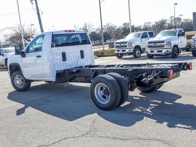 2026 Chevrolet Silverado 3500HD Work Truck image 5