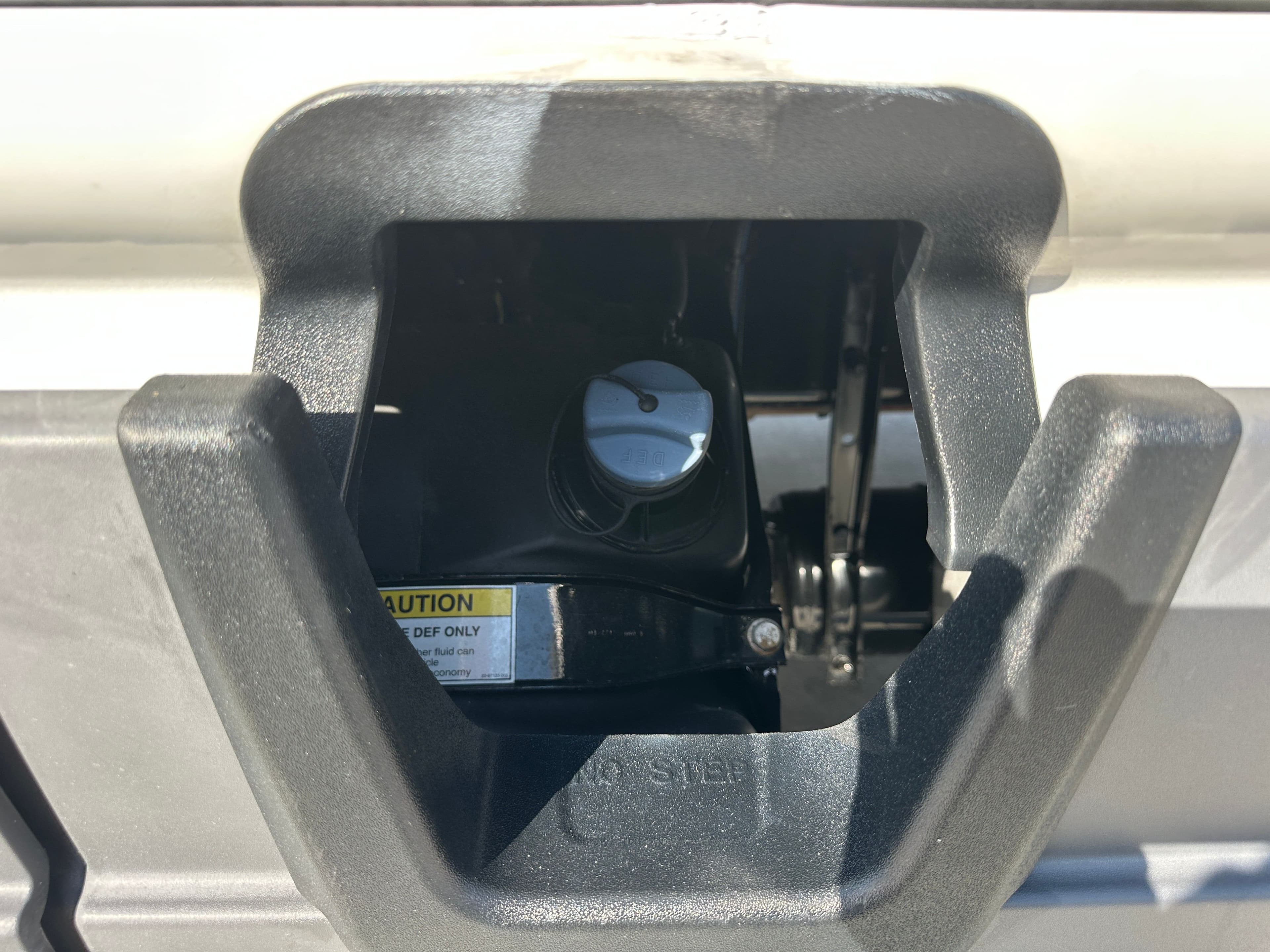 2021 Freightliner Cascadia 126 image 8