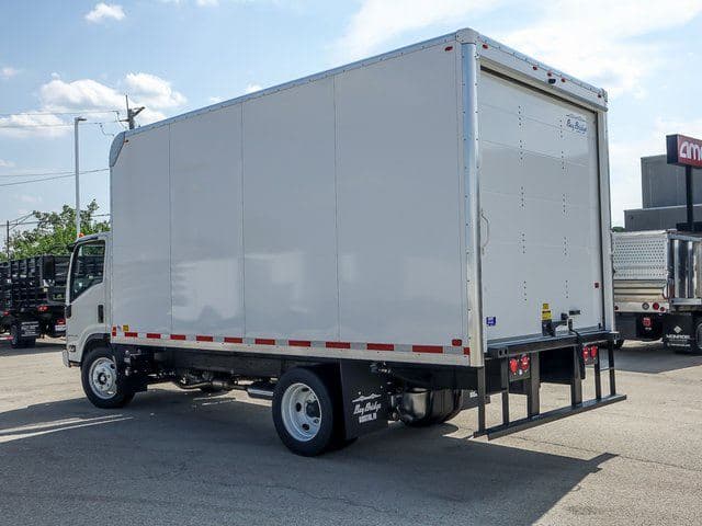2025 Chevrolet 5500 XG LCF Gas Work Truck 16'x96"x7'6" Box Truck image 5