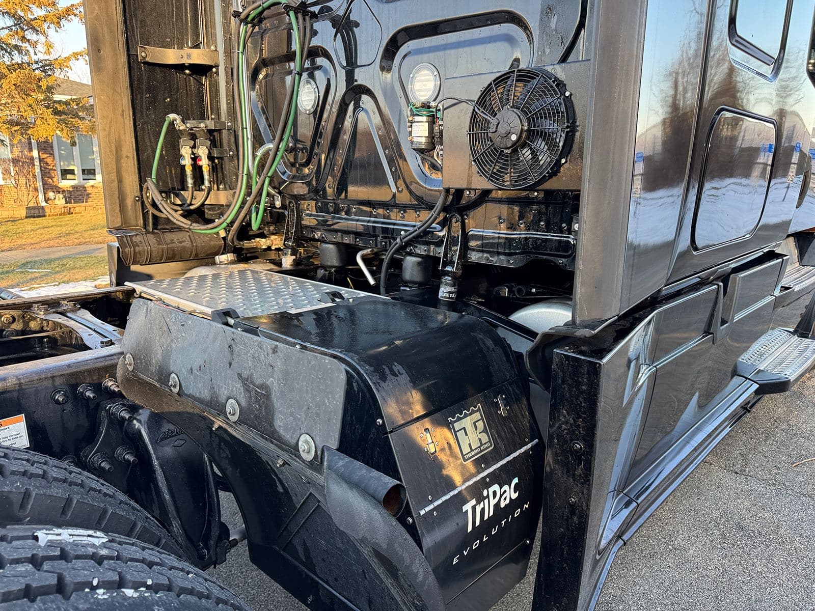 2022 Freightliner Cascadia image 8