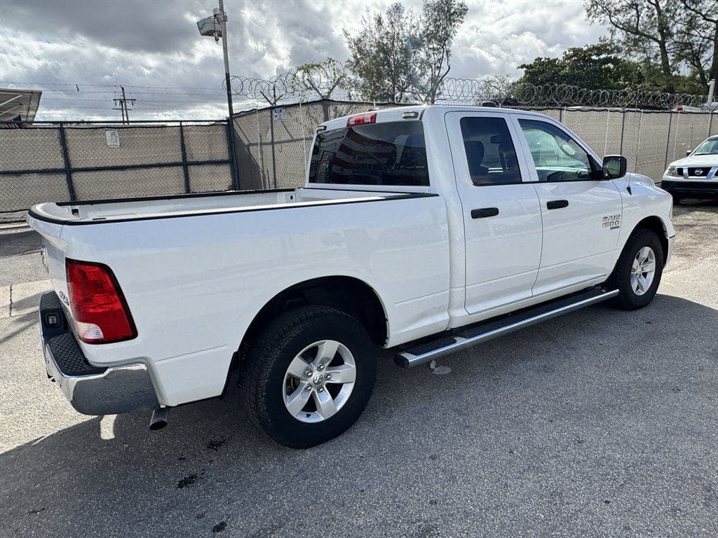 2020 Ram 1500 DS image 12