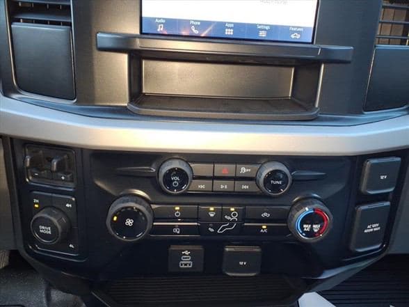 2026 Ford F550 image 18