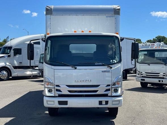 2024 Isuzu NPR HD image 30