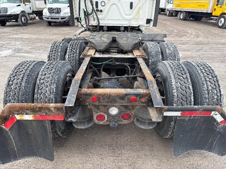 2018 Freightliner Cascadia image 8