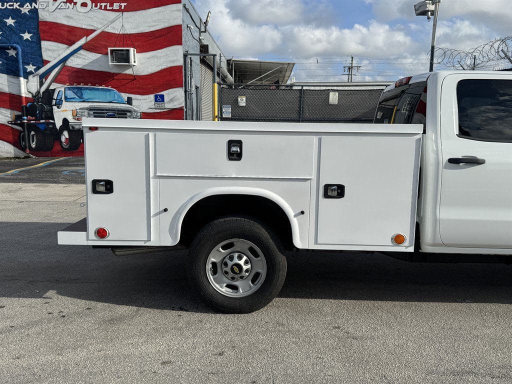 2019 Chevrolet Silverado 2500hd image 15