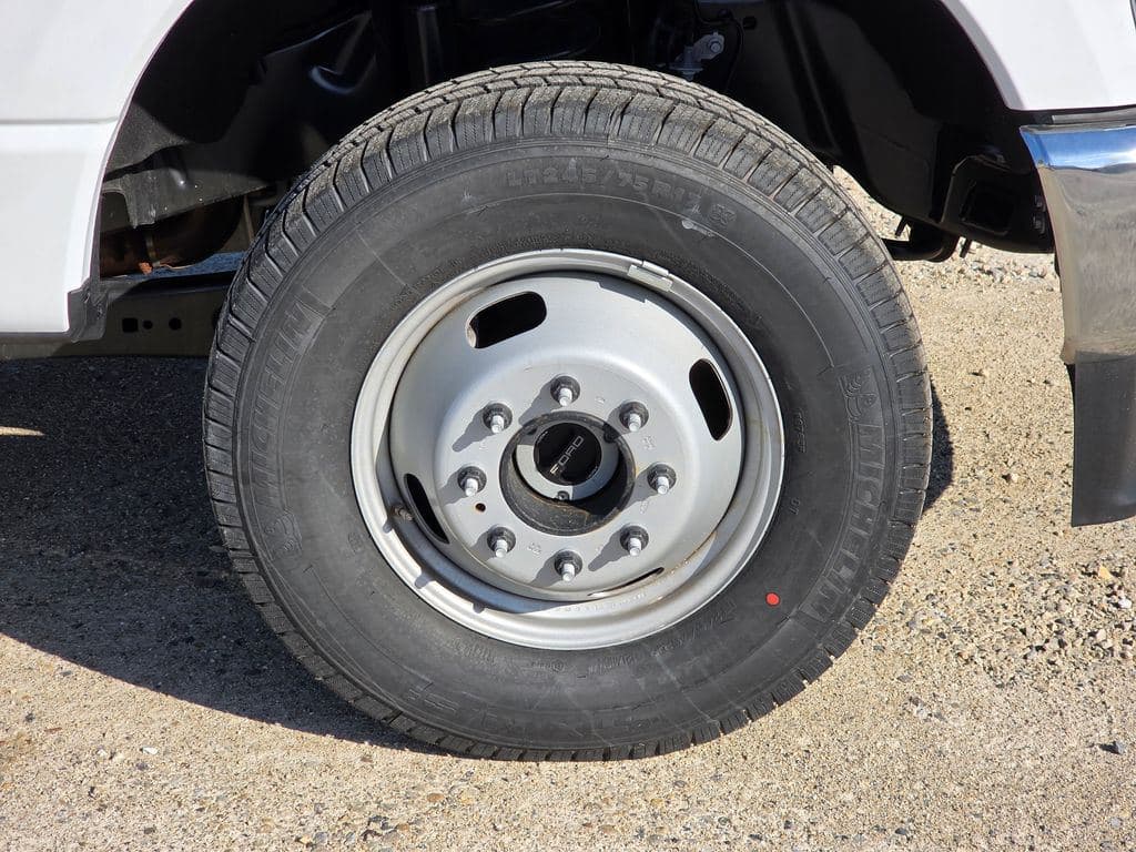 2026 Ford F-350SD XL Service Utility Body image 22