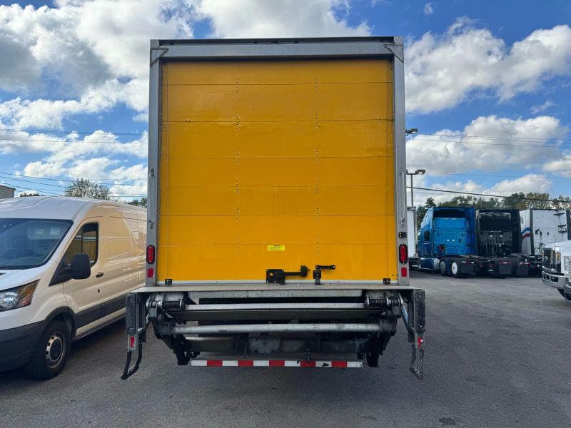 2019 International 4300 image 9