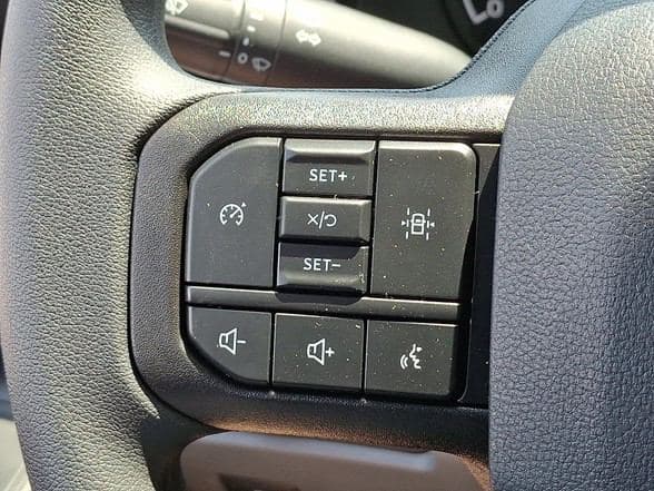 2025 Ford F450 SD image 13