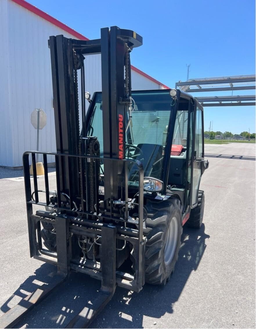 2022 MANITOU MC30-4 FL9080 image 3