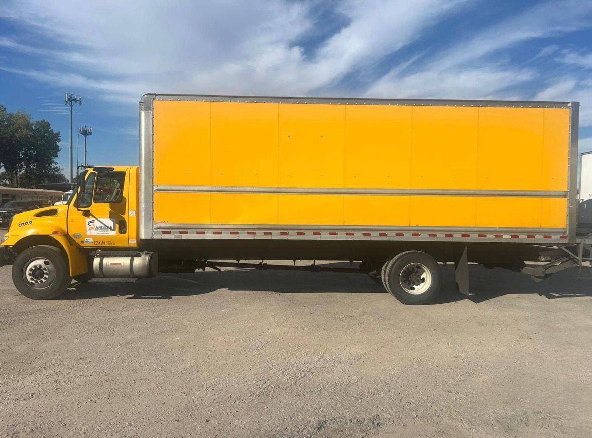 2018 International MA025 image 3