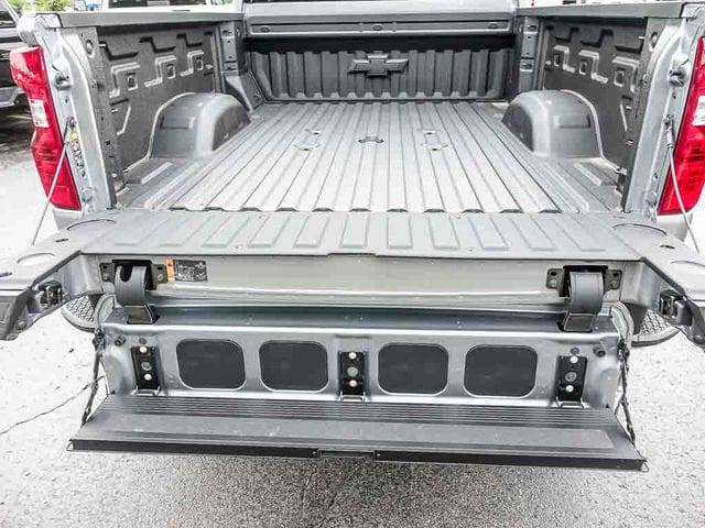 2026 Chevrolet Silverado 2500HD LT image 9