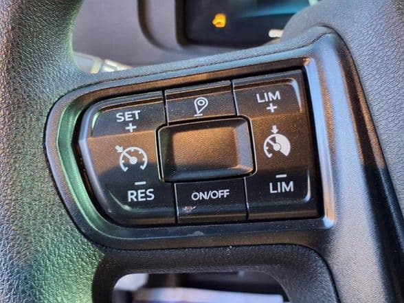 2026 Kenworth T880 image 15