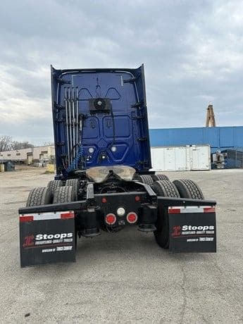 2018 Freightliner Cascadia image 7