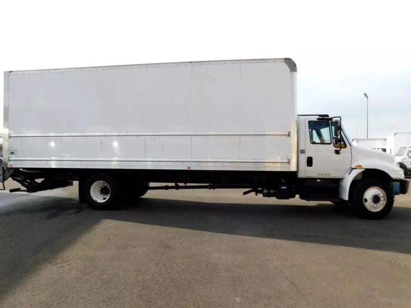 2018 International 4300 image 6