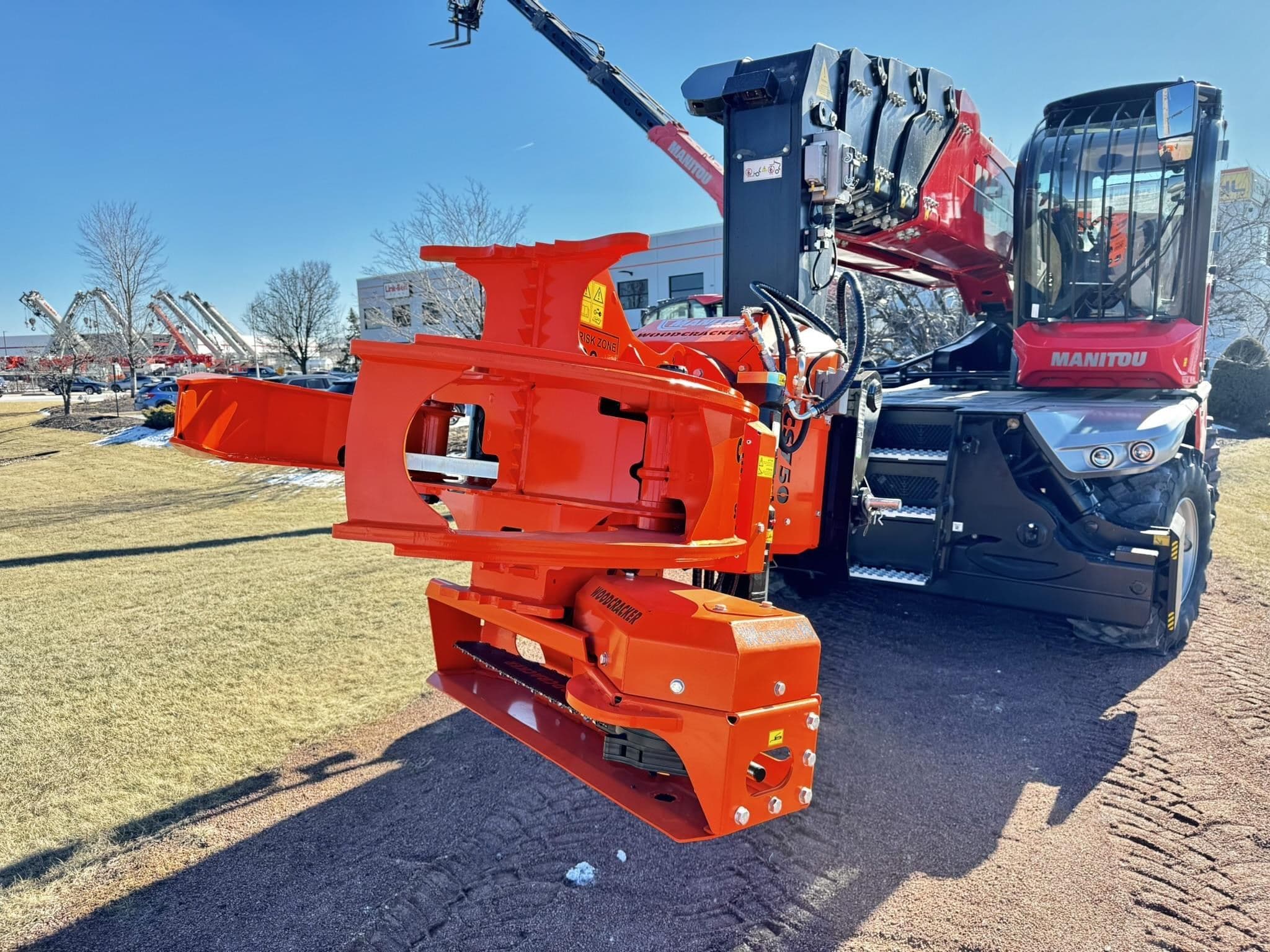 2026 MANITOU MRT3060 W Woodcracker CS750 image 1