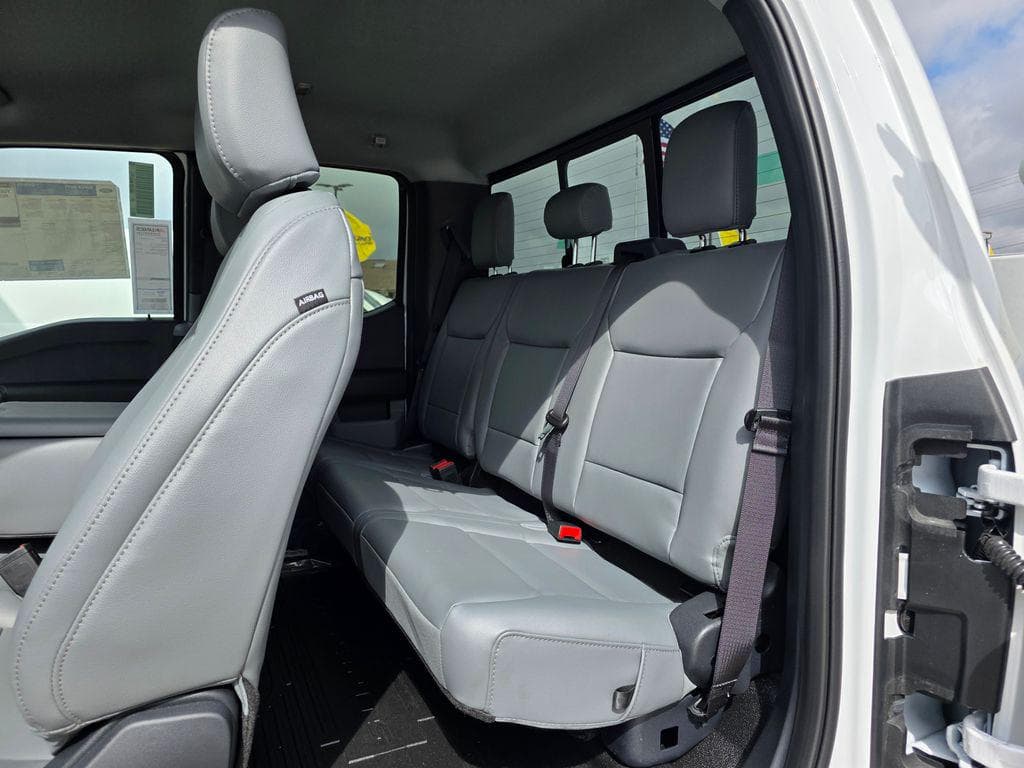 2026 Ford F-550SD XL Service Utility Body image 37
