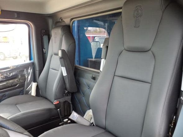 2026 Kenworth W990 image 11