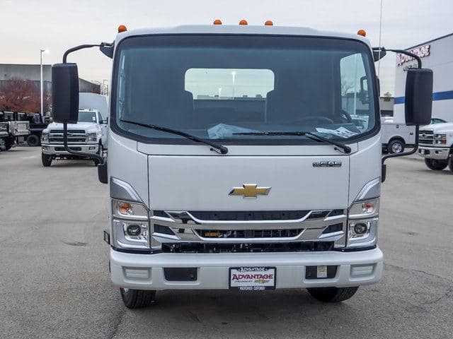 2025 Chevrolet 4500 HG LCF Gas Base image 8