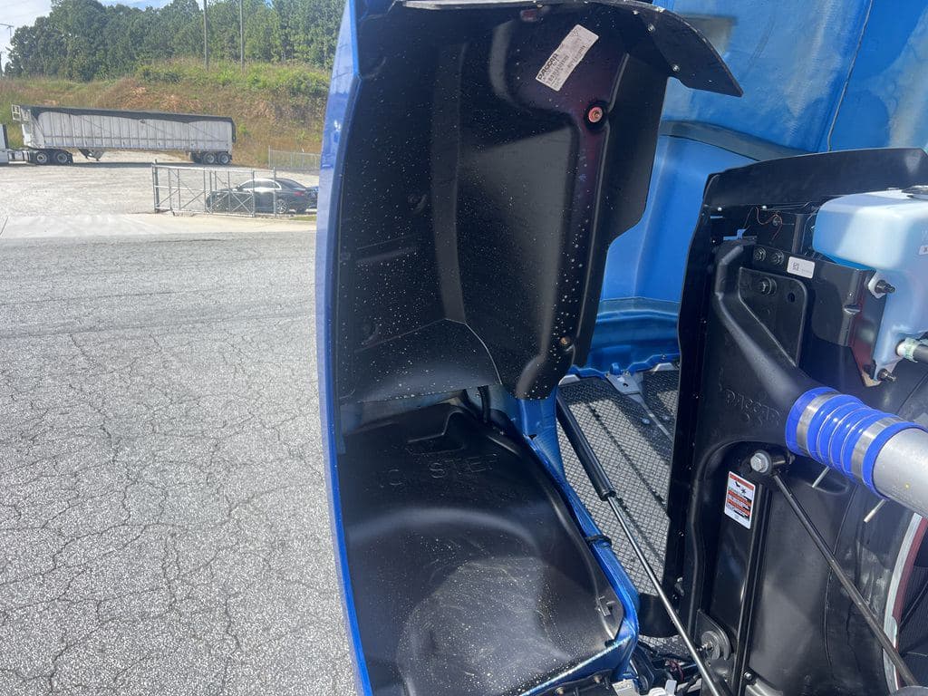 New 2026 KENWORTH W990 image 11