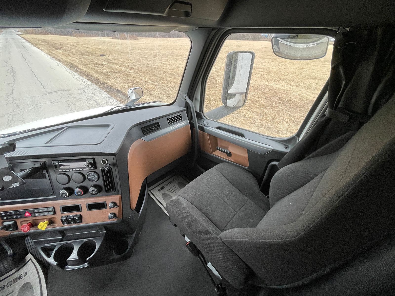 2022 Freightliner Cascadia 126 image 12