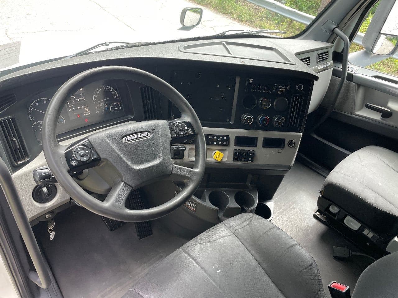 2019 Freightliner Cascadia 126 image 20