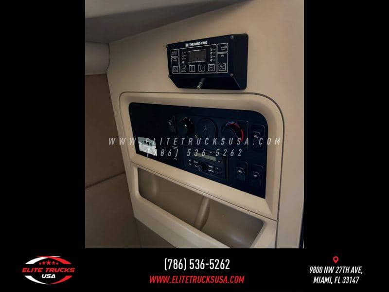 2017 Kenworth T680 image 23