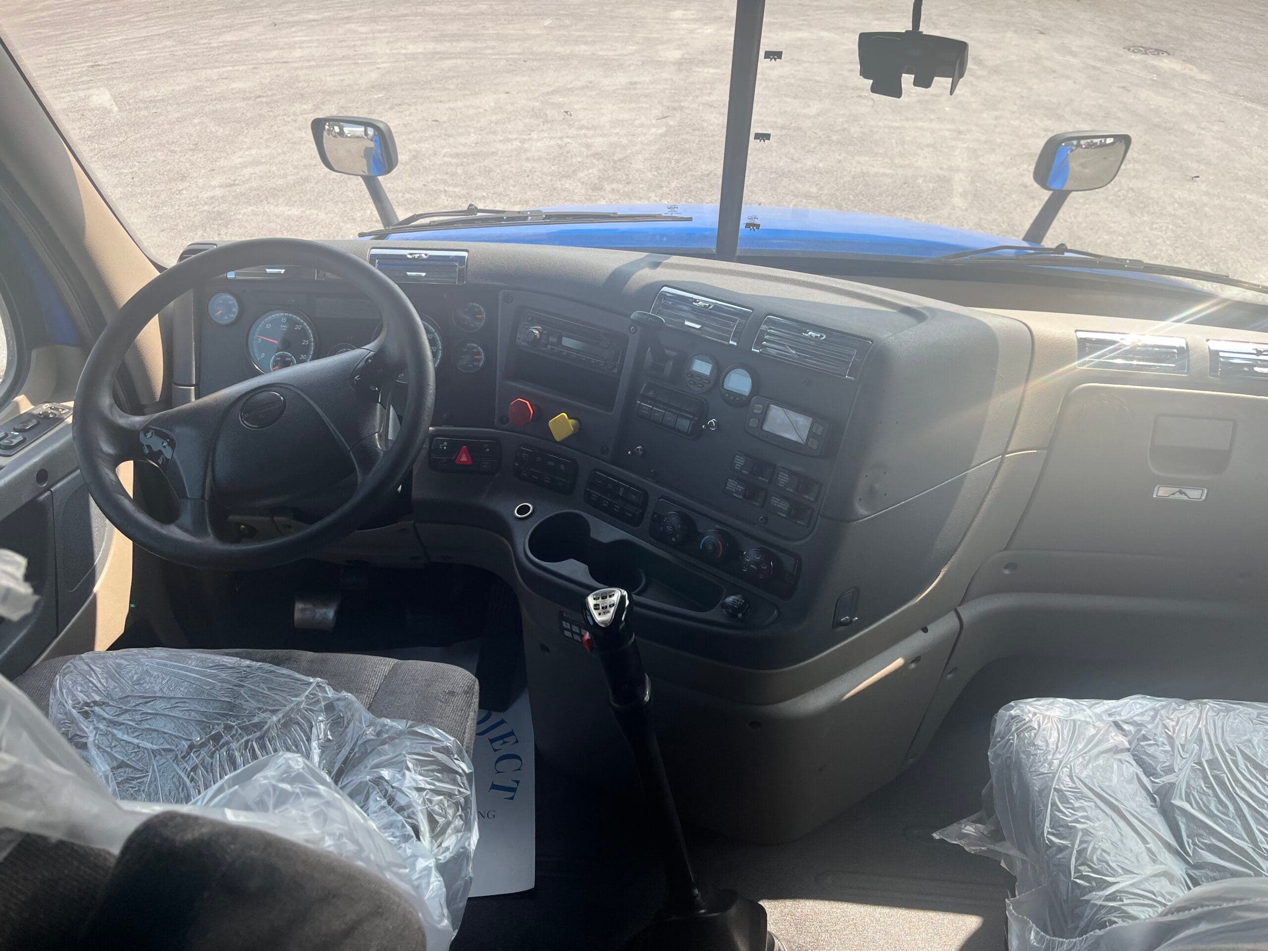 2017 Freightliner Cascadia 125 image 5