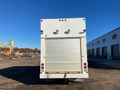 2023 Ford F-750 image 6