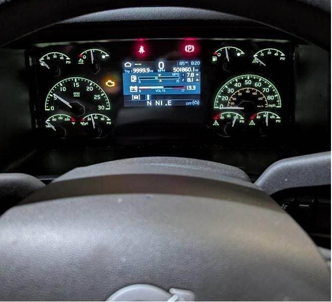 2023 Volvo VNL64T760 image 6