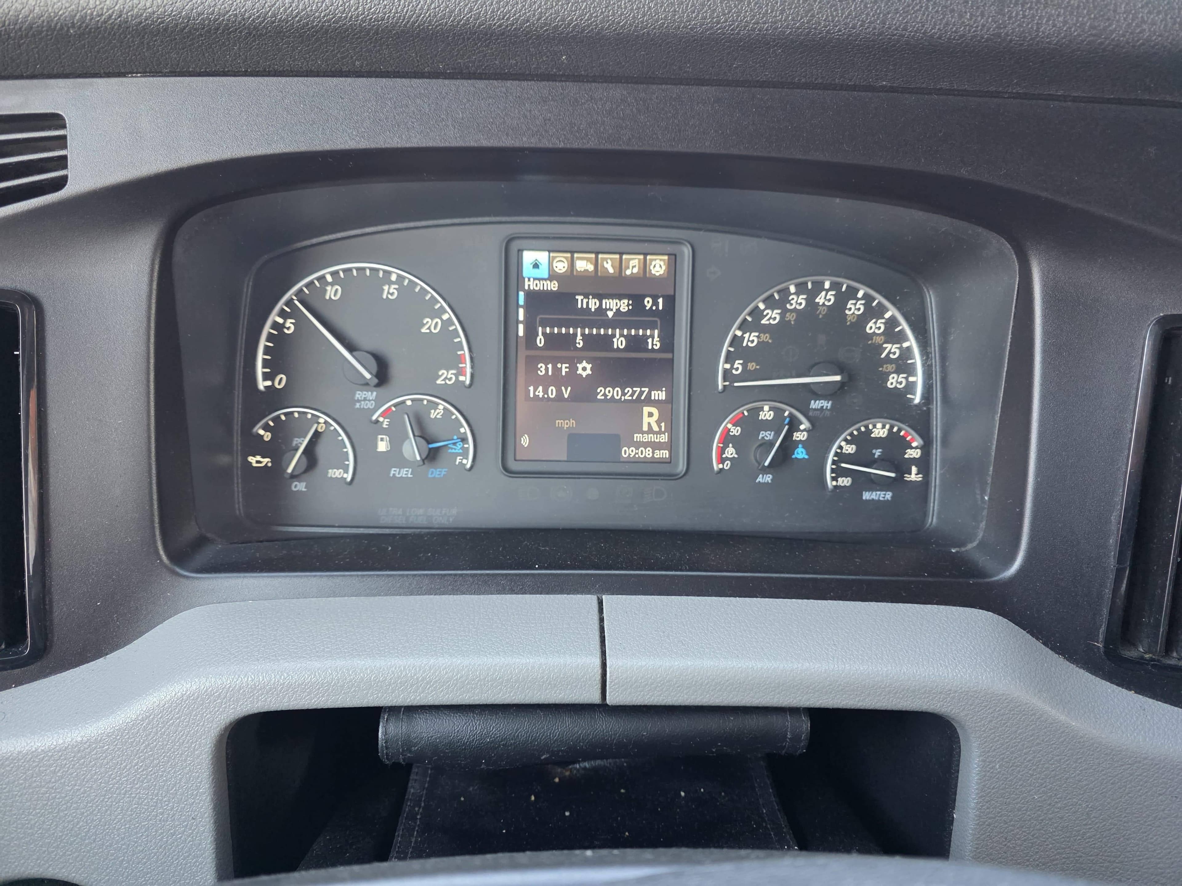 2021 Freightliner Cascadia image 6