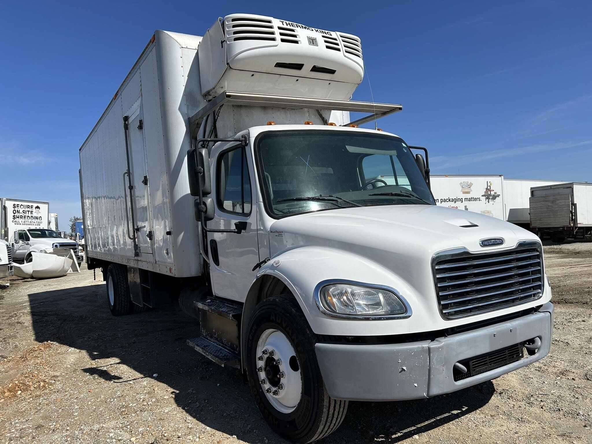 2019 Freightliner M2 image 1