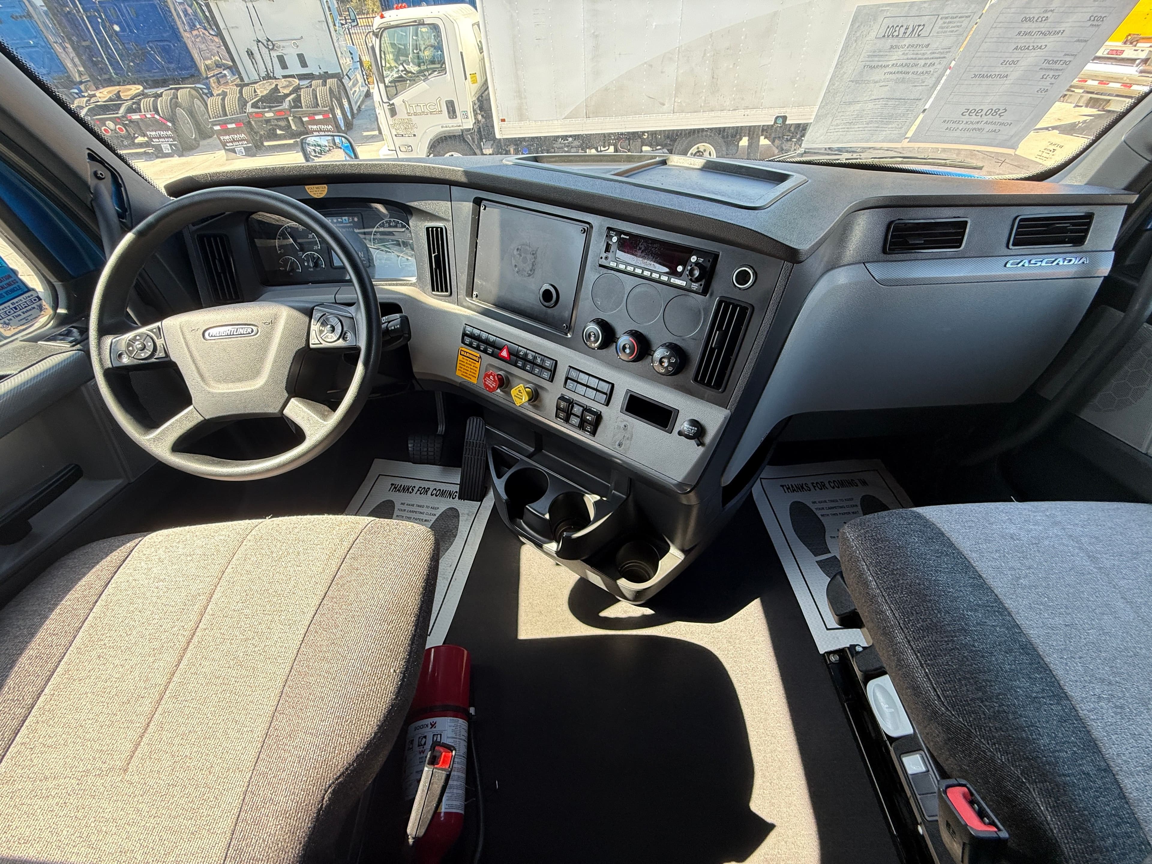 2022 Freightliner Cascadia 126 image 14