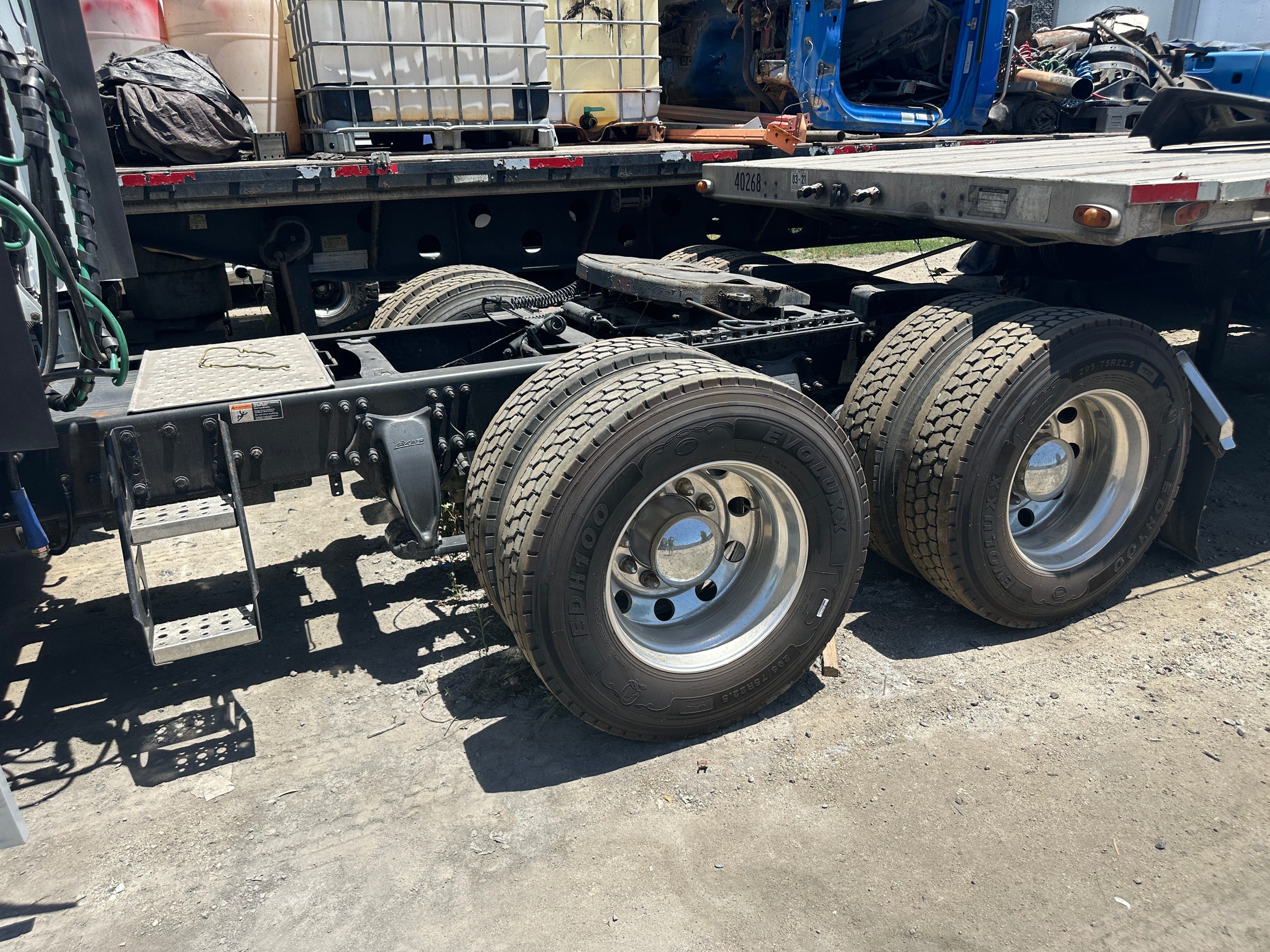 2018 Freightliner Cascadia image 4