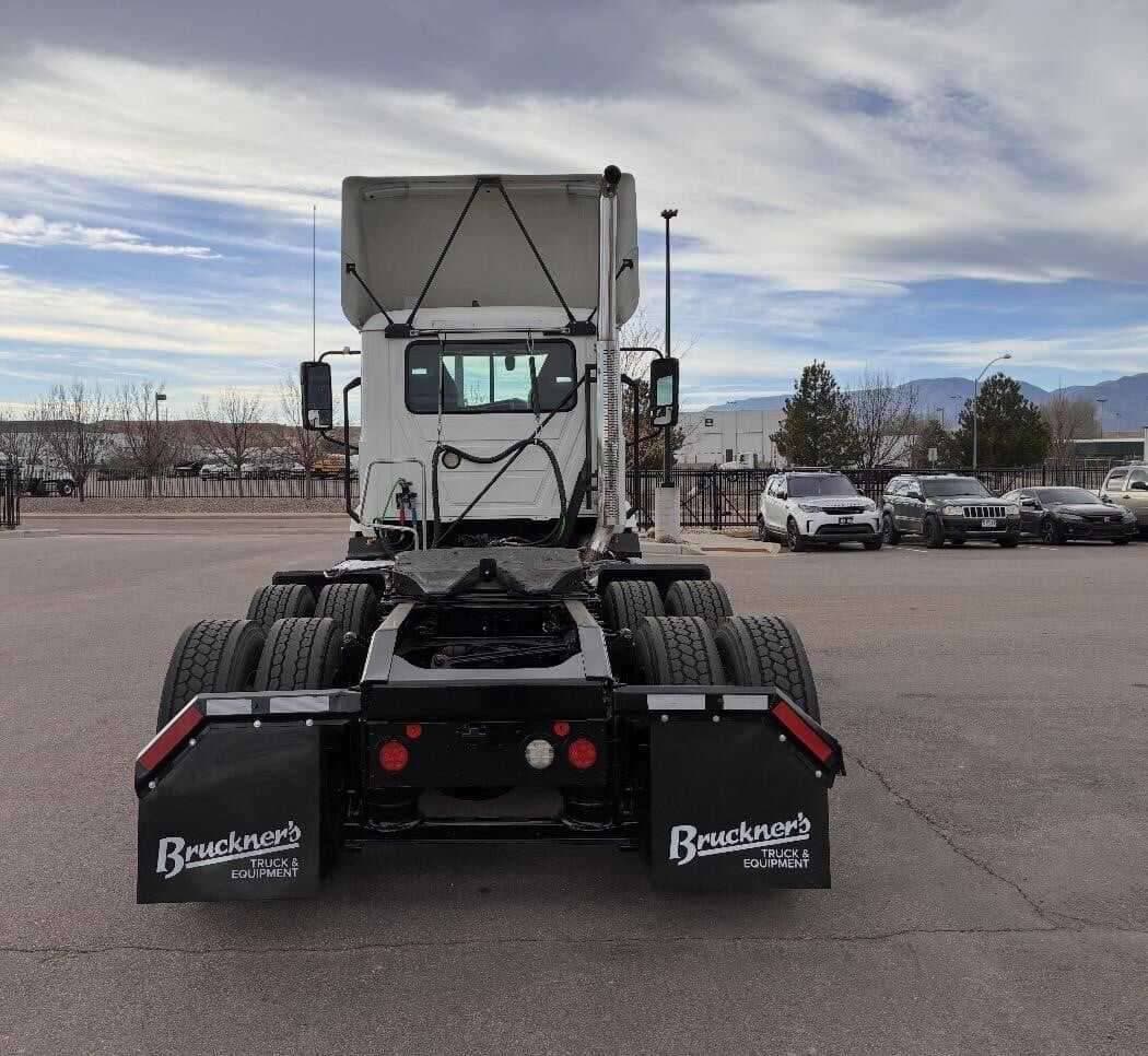 Used 2020 MACK ANTHEM Conventional - Day Cab in Commerce City, CO image 9