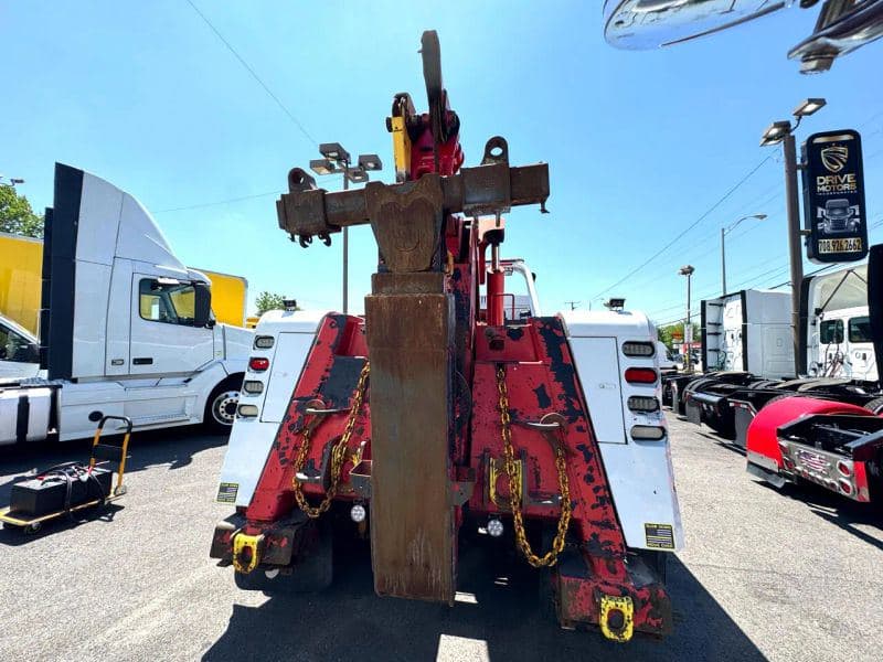 2017 Western Star 4900 image 35