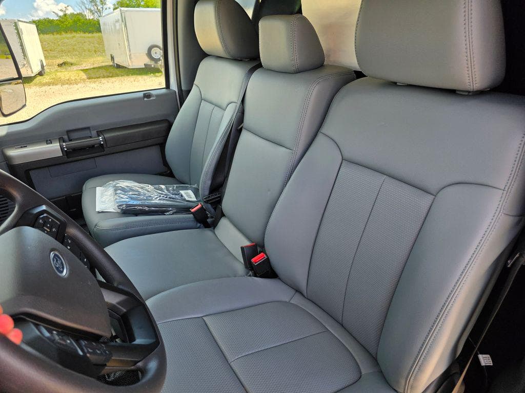 2027 Ford F-650SD Base image 22