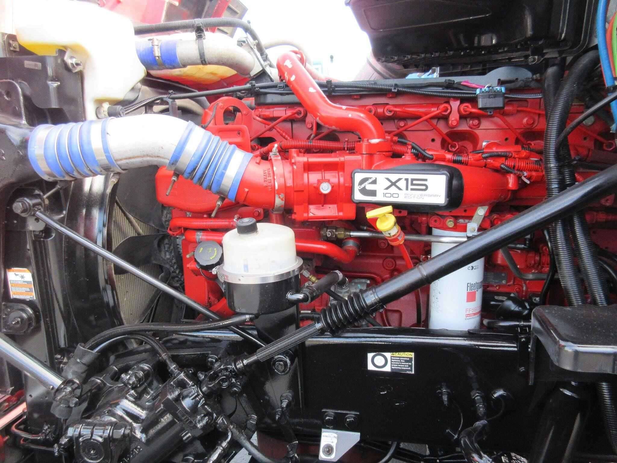2020 Peterbilt 567 image 7