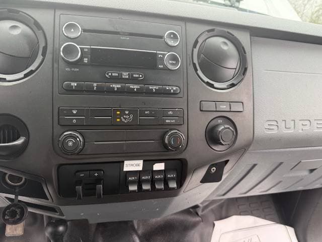 2016 Ford F-450 image 18