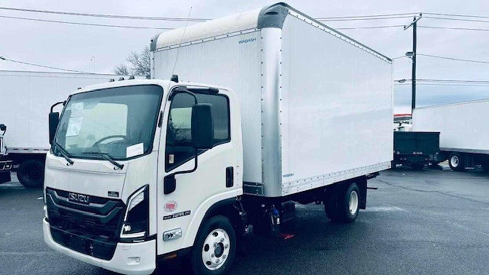 2025 Isuzu NPR-HD image 1