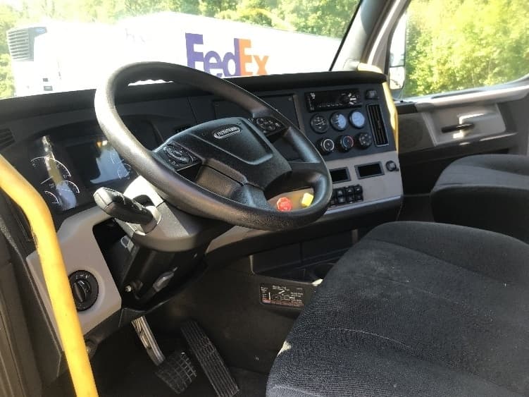 Used 2020 FREIGHTLINER Conventional - Day Cab, Tractor - CASCADIA 126 For Sale image 6
