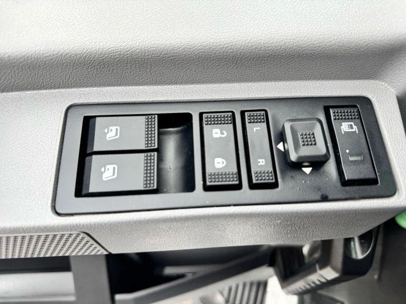 2021 Mack AN64T image 29