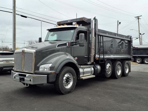 2025 Kenworth T880 image 7