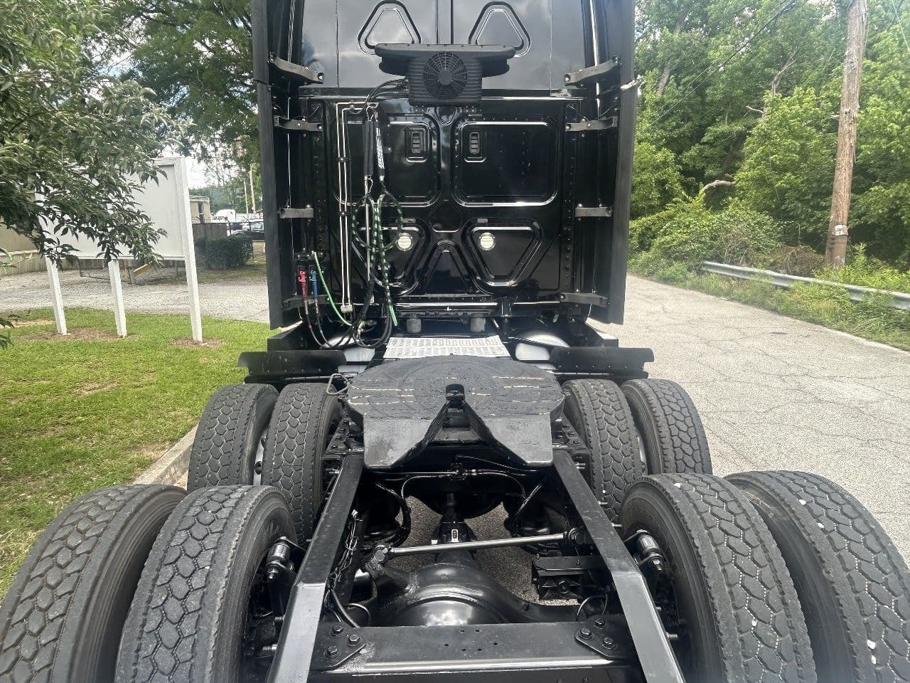 2020 Freightliner Cascadia 125 image 5