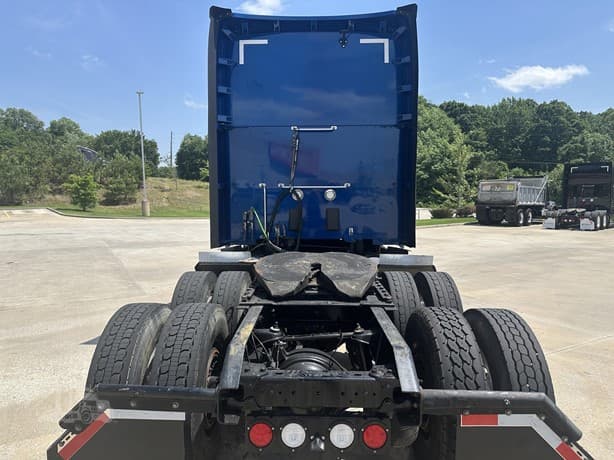 2021 Kenworth T680 image 5
