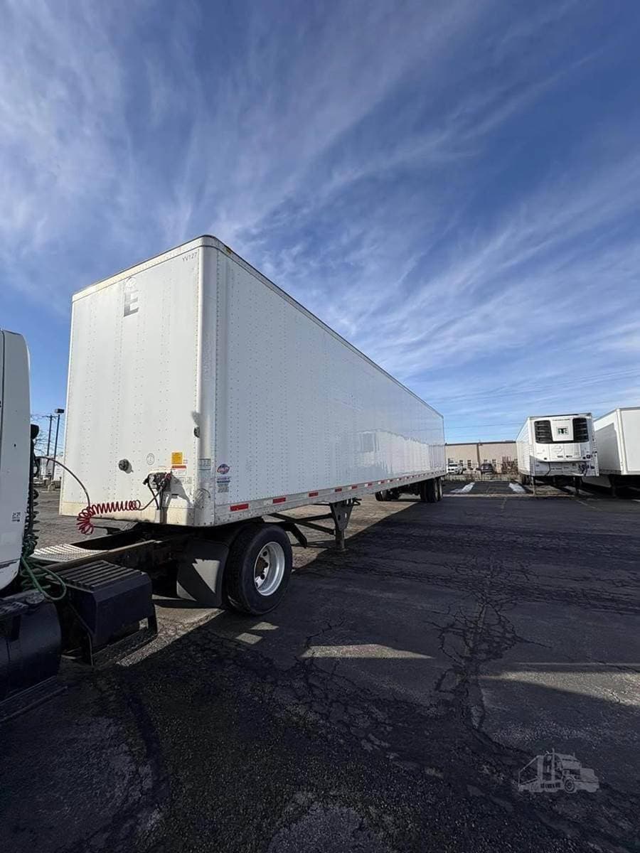 2019 Utility 4000D-X image 11