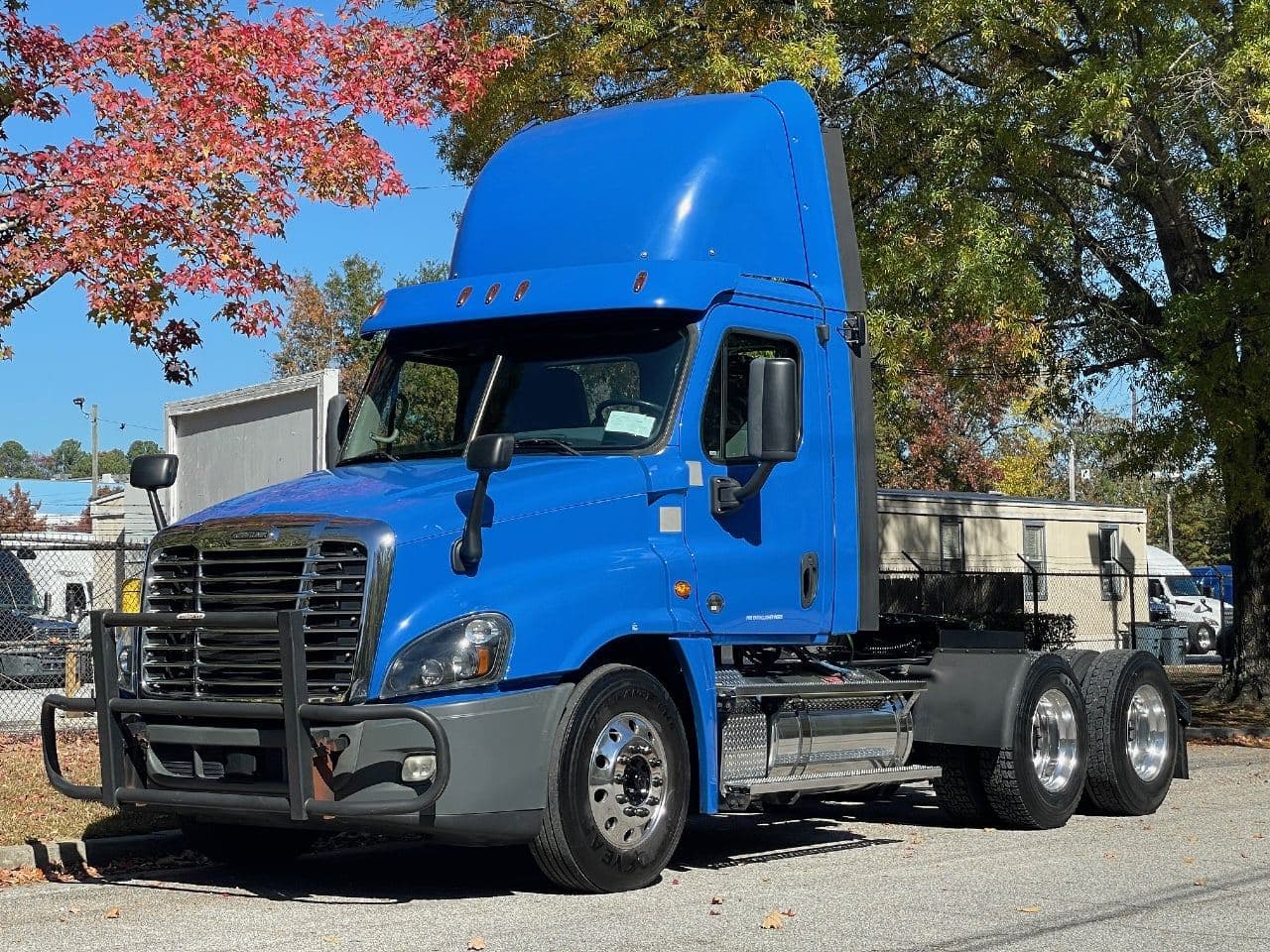 2020 Freightliner Cascadia 125 image 9