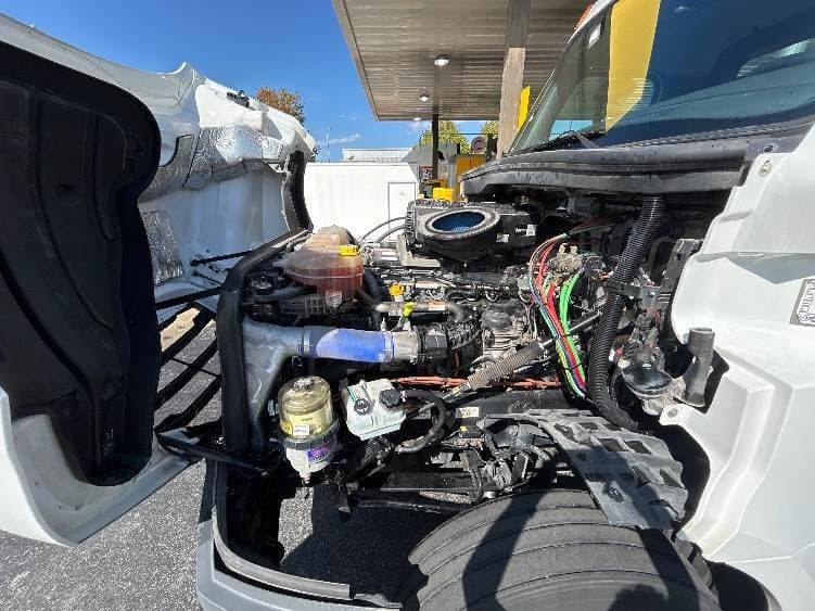 2021 Freightliner Cascadia image 9