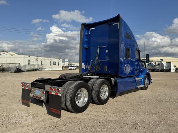 2021 Kenworth T680 image 5